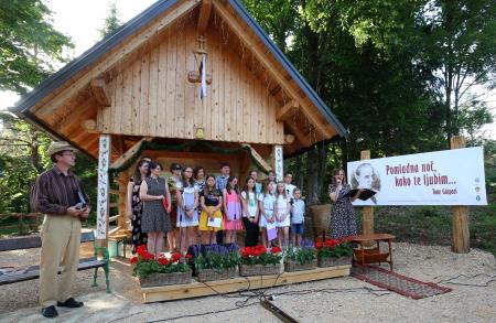 TONE GASPARI POMLADNA NOČ KAKO TE LJUBIM 31 FOTO LJUBO VUKELIČ